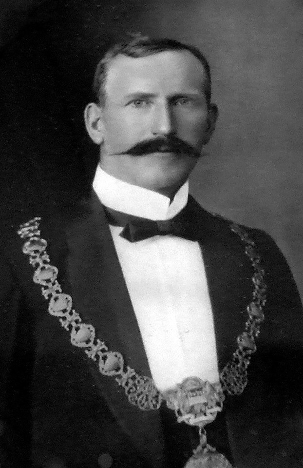 ed_mayor_1901-02_kerr.JPG