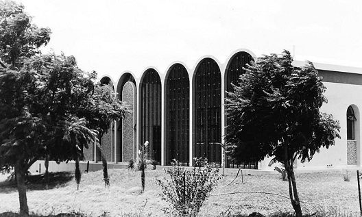 at_hosp_materdei_arches_old.jpg