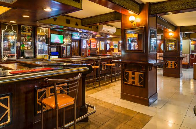 at_hot_vic_byosun_bar_noens