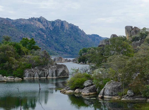 dam_mtsh_fk_1400_turn_bright