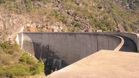 dam_mtsh_wall_curve