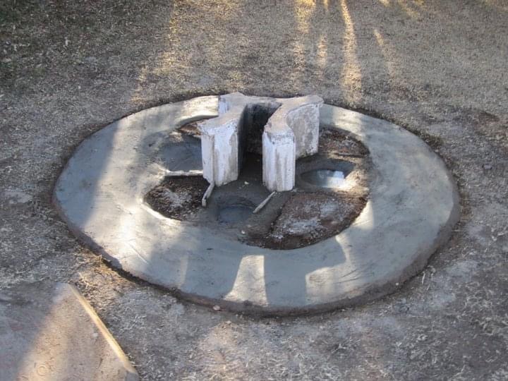 dam_hillside_2011_views_5312