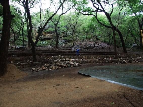 dam_hillside_2011_views_5357