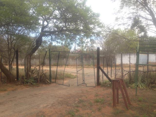 dam_hillside_2012_views_5194