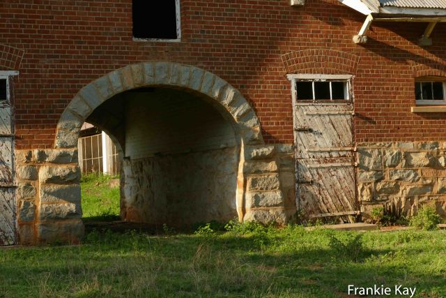 nb_mat_cjr_stables_archway