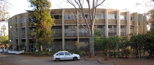 cp_mus_museum_car.jpg