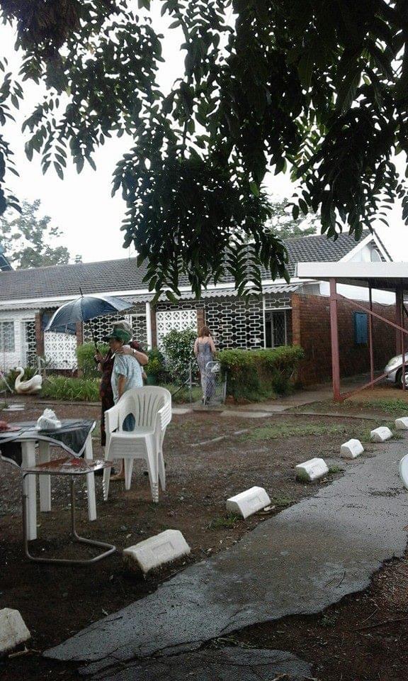 at_oah_gard_rains_stones