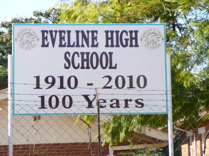 sch_sign_eveline100years