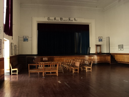 sch_jun_bain_stage_schoolhall.jpg