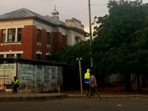 sch_jun_carm_60years_first_school