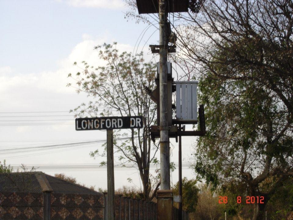sch_jun_thrud_road_sign_longford