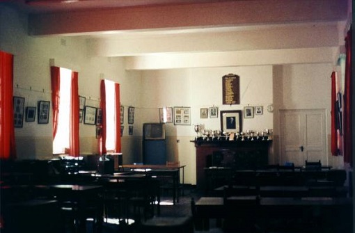 sch_oth_plum_gaul_prep_room_c1972.jpg