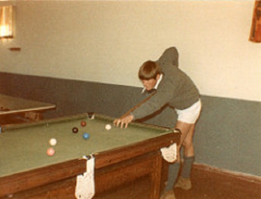 sch_oth_plum_gaul_senior_commonroom_snooker.jpg