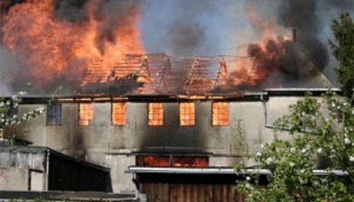 sch_sen_eve_langdon_dormitory_burning_2013.jpg