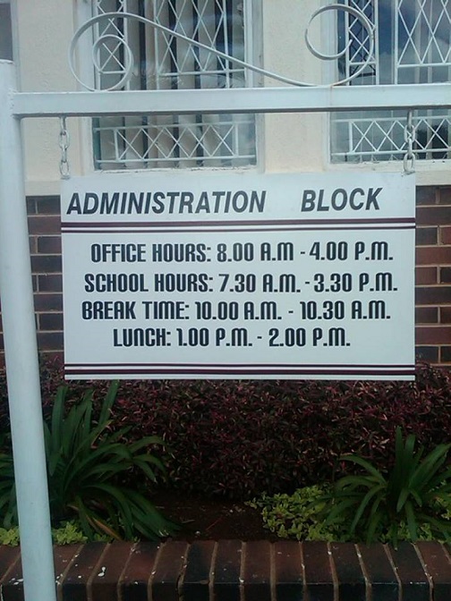 sch_sen_found_sign_hours.jpg