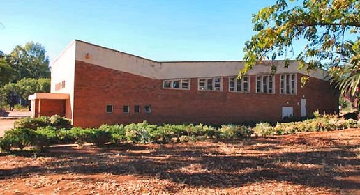 sch_sen_giff_school_hall.jpg