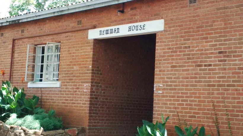 sch_sen_giff_neman_house_sign