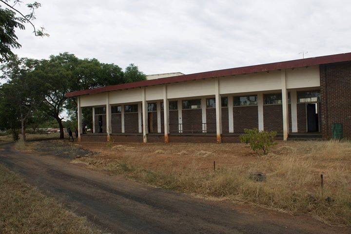 sch_sen_ham_class_verandah