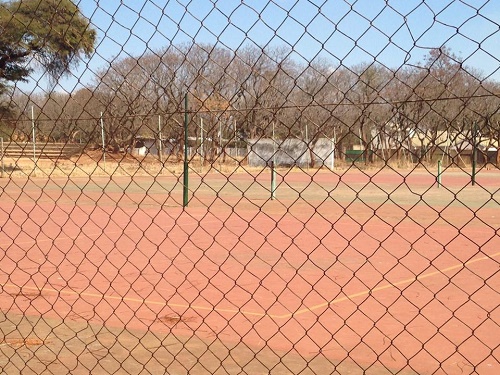 sch_sen_ms_tennis_courts.jpg