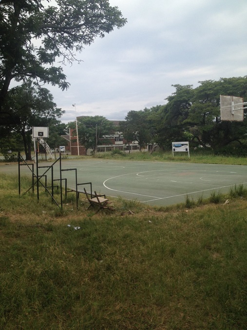 sch_sen_north_2009_basketball_court.JPG